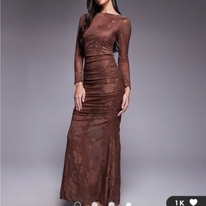 NWT long sleeve ruched maxi dress in chocolate
